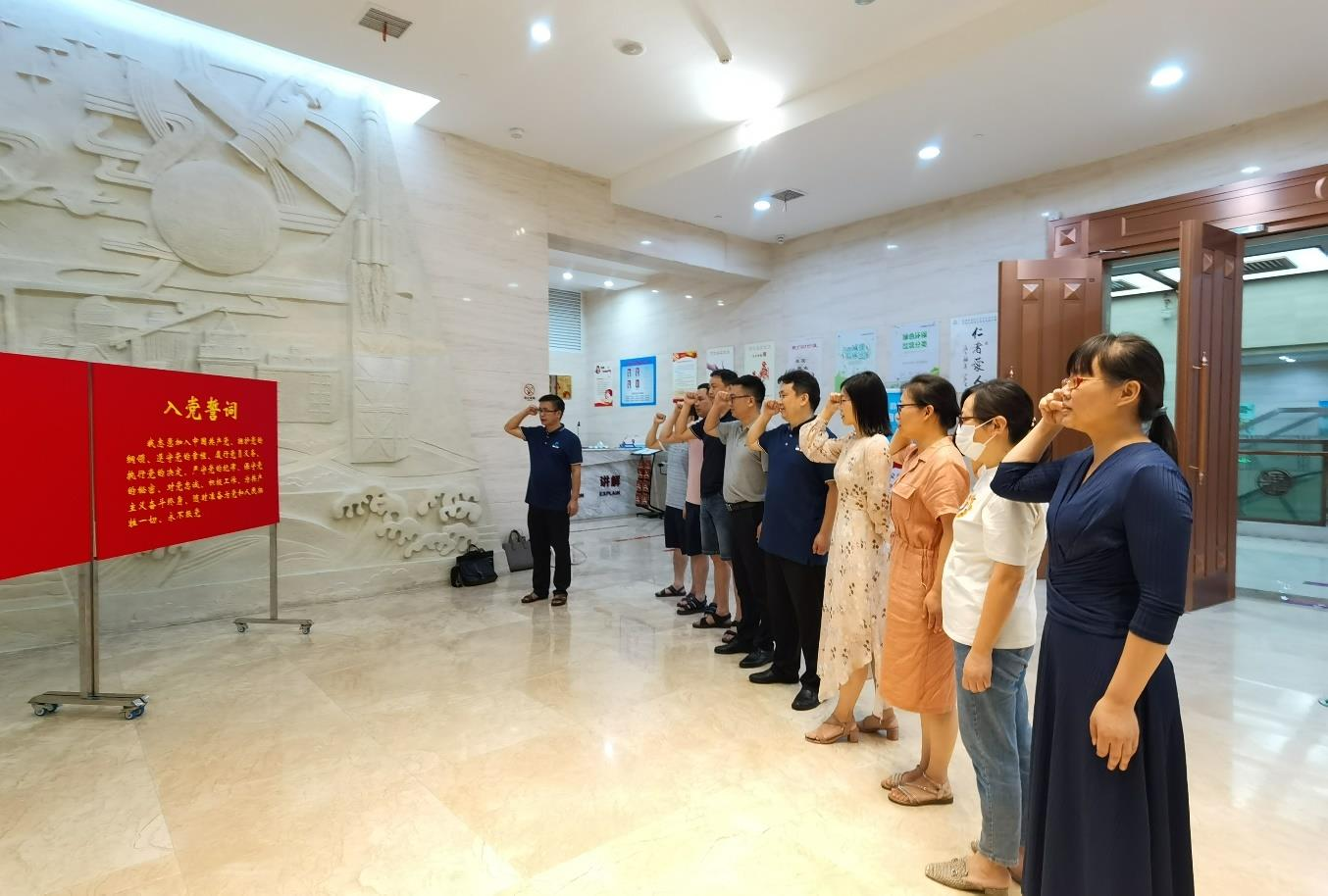 533e69db00d34f41a6713de1cdd4bbef.png 533e69db00d34f41a6713de1cdd4bbef.png